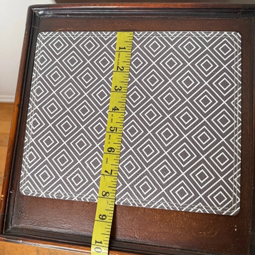 Leather Geometric Reversible Gray/Green Decorative Pad